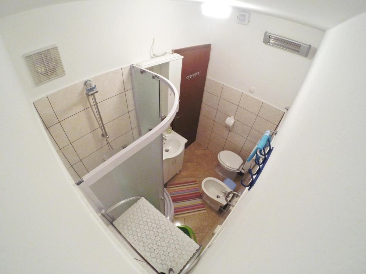 Apartments Natasa Krk Town Extérieur photo