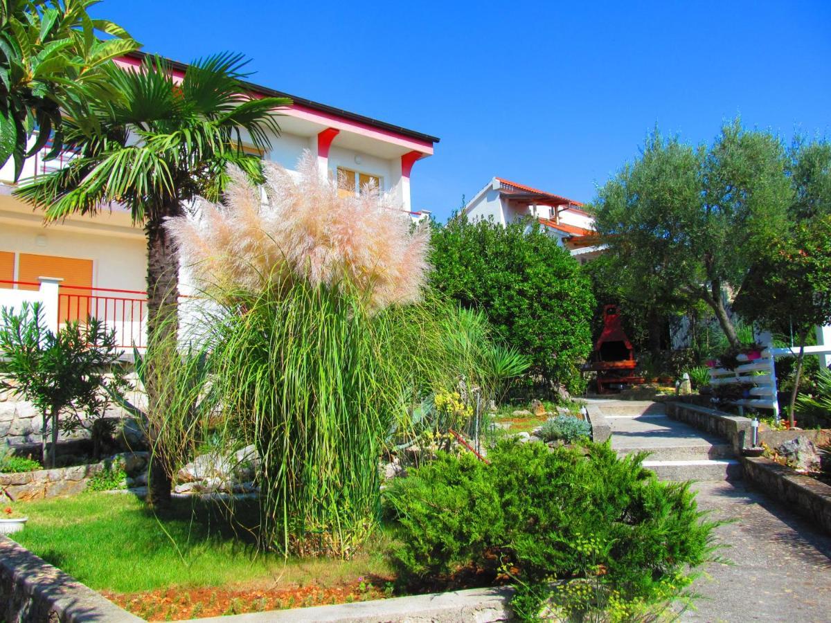 Apartments Natasa Krk Town Extérieur photo